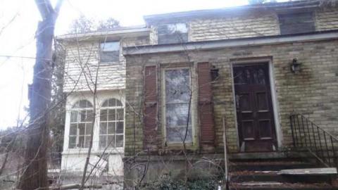 Exterior - Neglected-Manor47.jpg