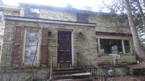 Neglected Manor - London, Ontario