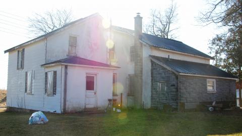 House of Sod - white-farmhouse_13985707819_o.jpg