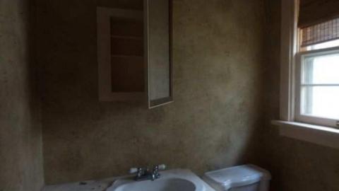 Interior I - Neglected-Manor58.jpg