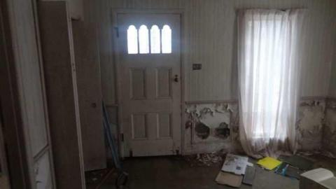 Interior I - Neglected-Manor61.jpg