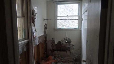 Interior I - Neglected-Manor74.jpg