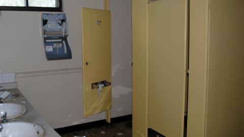 This Place Sux - return-to-rauscher----the-day-i-was-arrested_14218677584_o.jpg