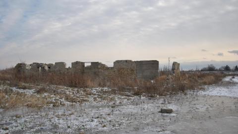 Barn Ruins - DSC_0076.JPG