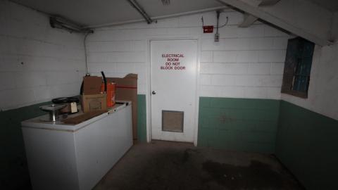 Standing Grand - IMG_8465.JPG