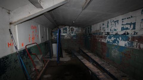 Standing Grand - IMG_8450.JPG