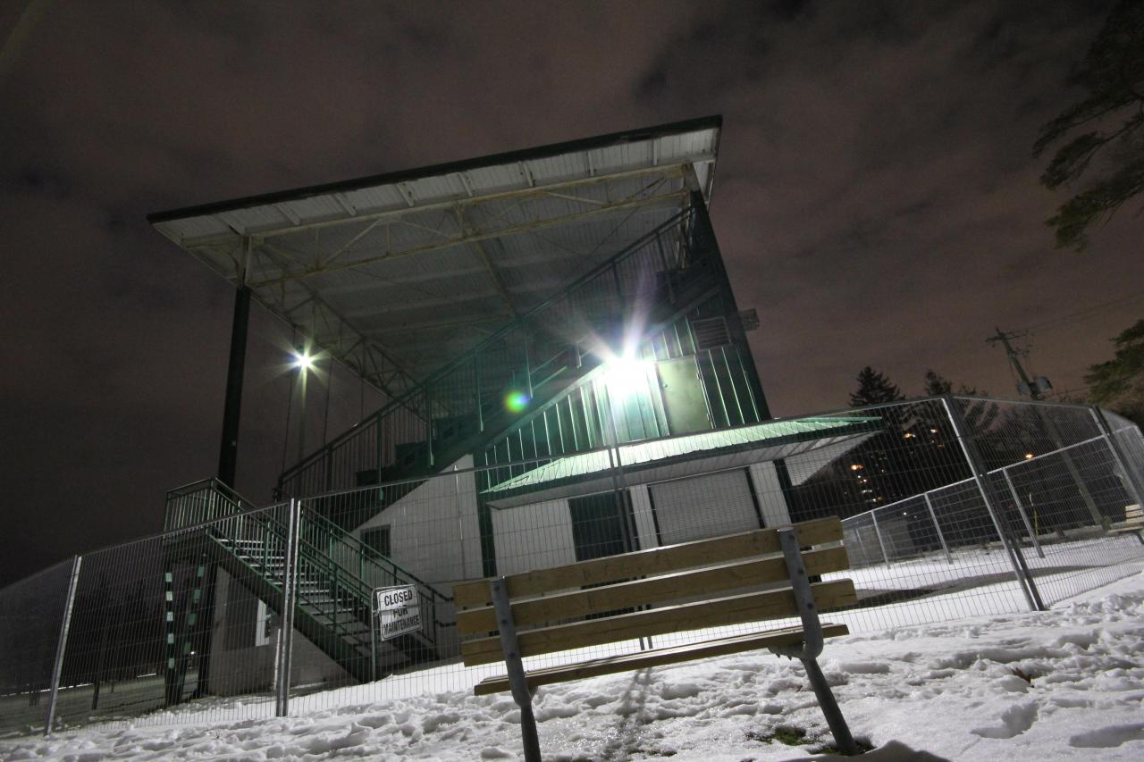 Standing Grand - IMG_8445.JPG