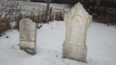 Kinghorn Cemetery photo 3