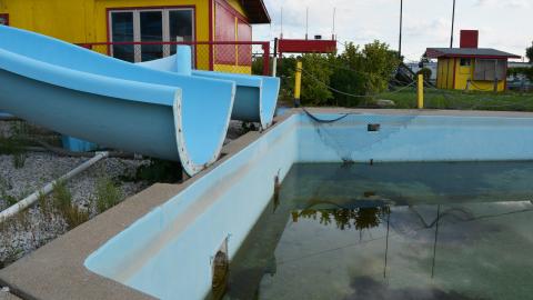 Getting Wet - 6 Visits 2015 - 2018 - 17.jpg