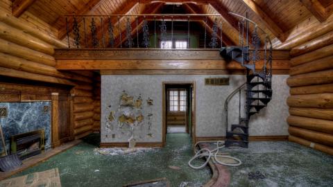 April 2019 - Collages16.jpg