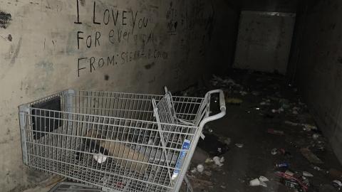 Abandoned Truck Trailer March 2021 - IMG_1866.JPG