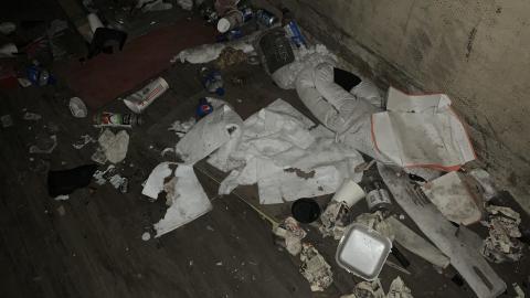 Abandoned Truck Trailer photo 2