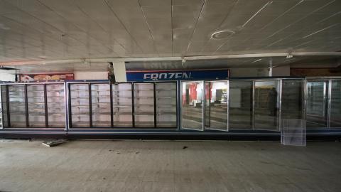 Empty Shelves - June 2017 - 21.jpg