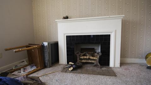 Empty Shelves - June 2017 - 35.jpg