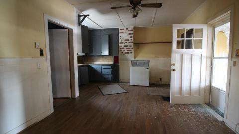 Bare Whistle - IMG_6216.JPG