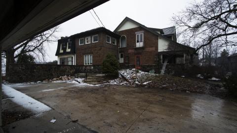 Countdown To Extinction - February 2017 - 3.jpg