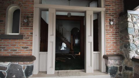 Countdown To Extinction - February 2017 - 4.jpg