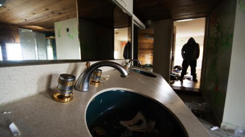 Countdown To Extinction - February 2017 - 41.jpg