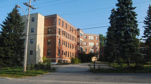 Delicious Decay - Sept. 2013 - 1.jpg