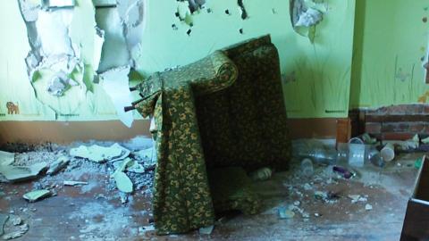 Flower House 2010 - 2.jpg