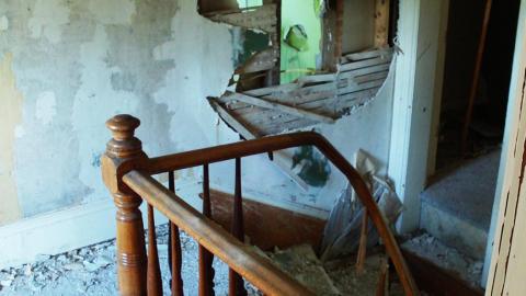 Flower House 2010 - 10.jpg