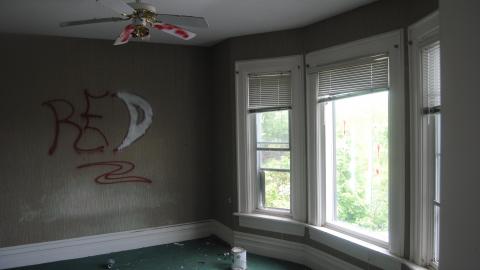 Falls Flophouse - June 2012 - DSC_0271.JPG