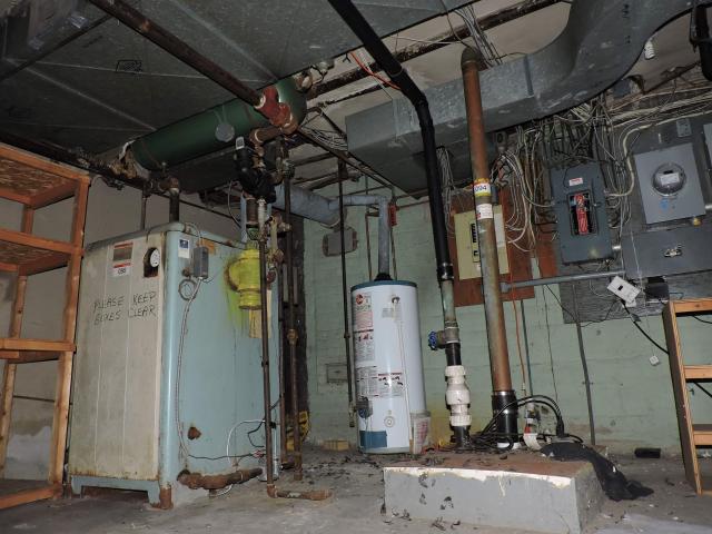 Funeral home photo 5