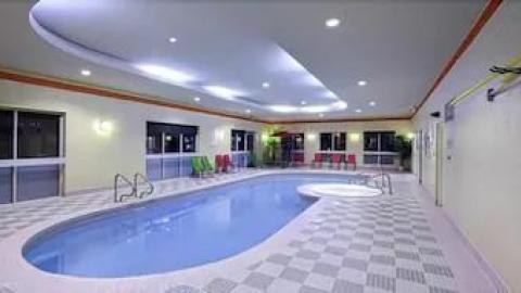 Sir London Wellington's Place - September 2017 - 8.1.jpg