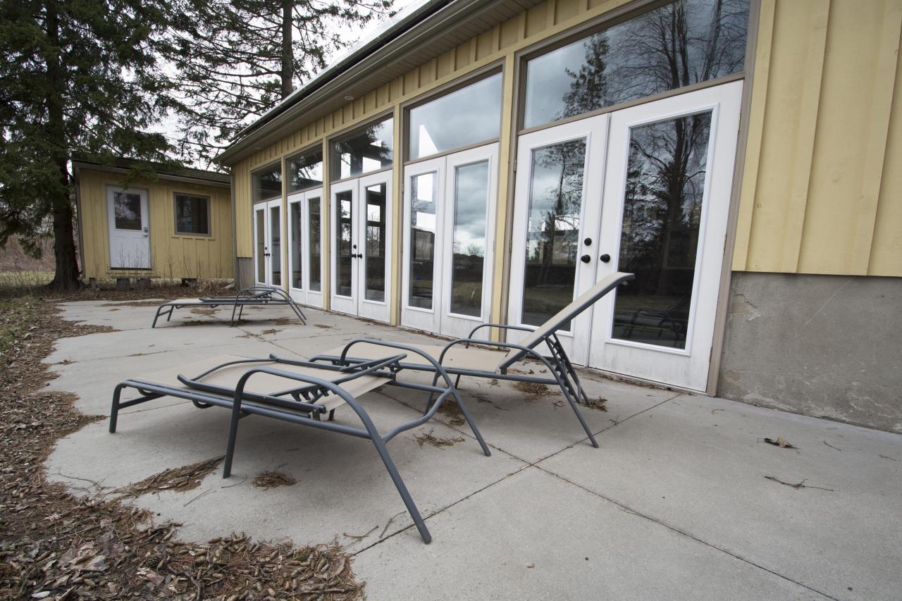 Sunningdale Pool Party - April 2019 - DSC_0333.jpg