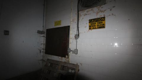 When It All Goes To Hell. In Bottles. - IMG_1291.JPG