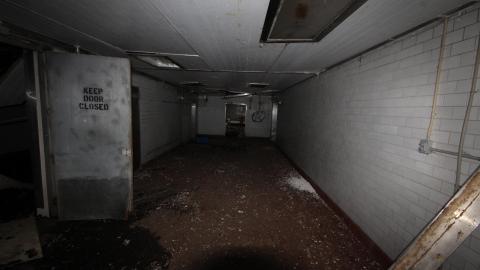 When It All Goes To Hell. In Bottles. - IMG_1285.JPG