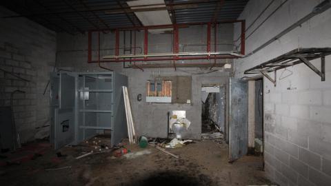 When It All Goes To Hell. In Bottles. - IMG_1258.JPG