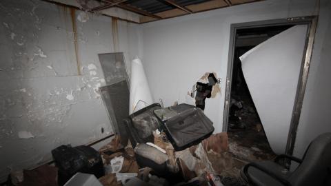 When It All Goes To Hell. In Bottles. - IMG_1208.JPG