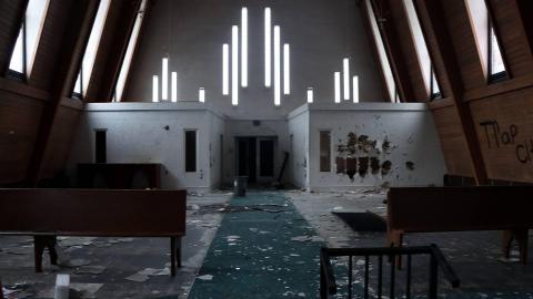 Anguishing Anglican - 02 (2).jpg