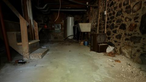 Hilltop House - 04 (2).jpg