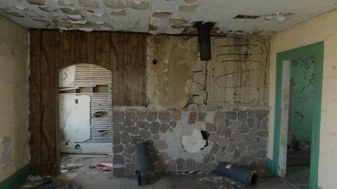 April 7 2021 - diningroom 1.jpg