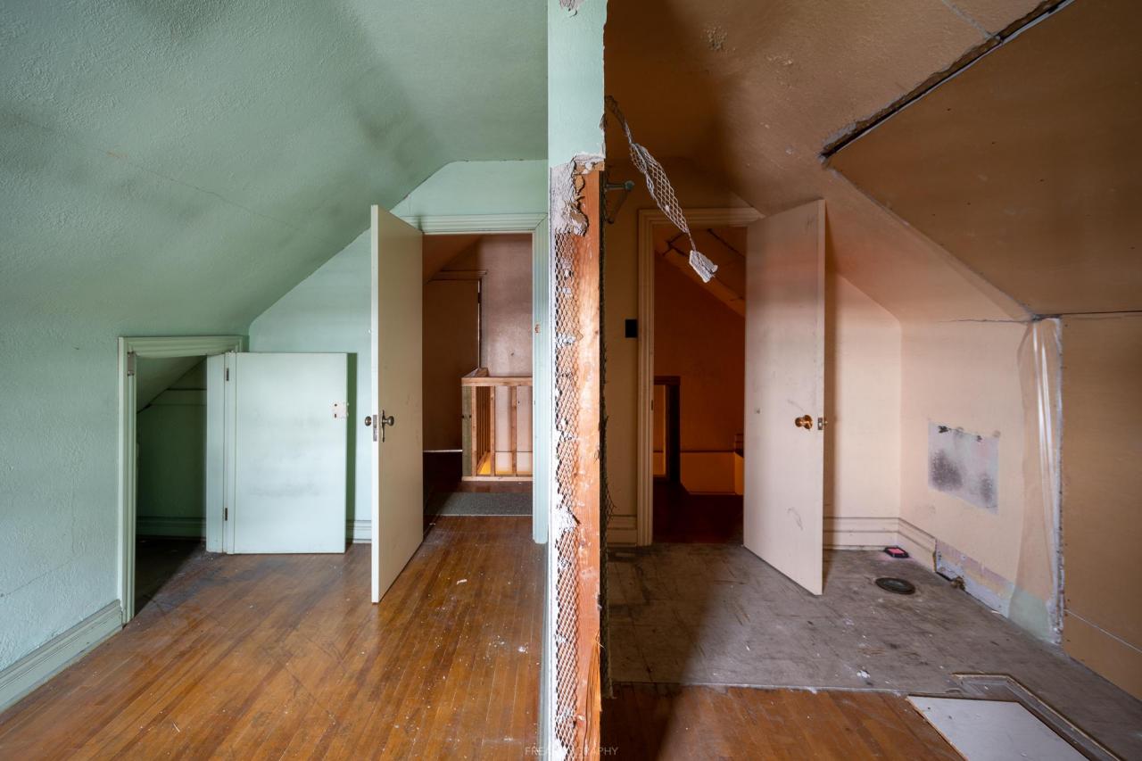 Former Funeral Home - abandoned funeral home ontario (11 of 37).jpg