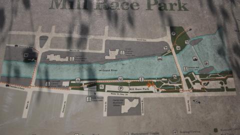 Relax At The Race - IMG_2554.JPG