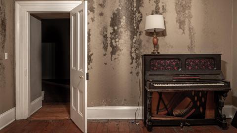 Months Before the Fire - abandoned woodhill heritage house-4.jpg