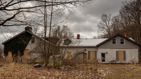 Months Before the Fire - abandoned woodhill heritage house-28.jpg