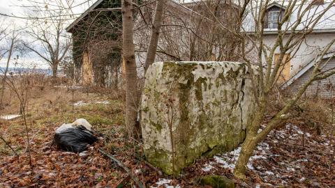 Months Before the Fire - abandoned woodhill heritage house-41.jpg