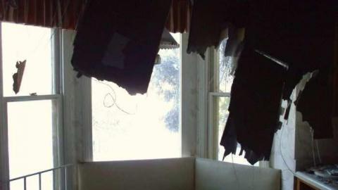 Rooms With A View 2nd Gallery - Neglected-Manor118.jpg