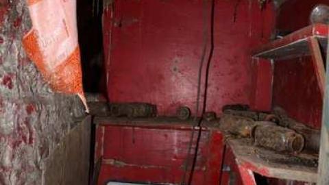 '12 visit - The-Lapp-House13.jpg