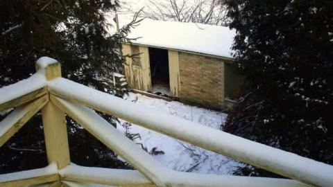 Rooms With A View  - Neglected-Manor124.jpg