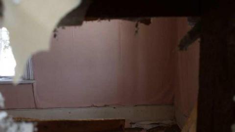 Another Hole In The Wall - Medway-Road-Violated-Beauty14.jpg