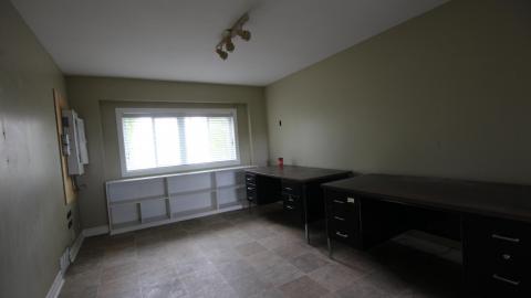 If You Look Close[D]... photo 2