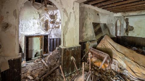 First Look - inner city blight - scarborough ontario abandoned house (8 of 36).jpg