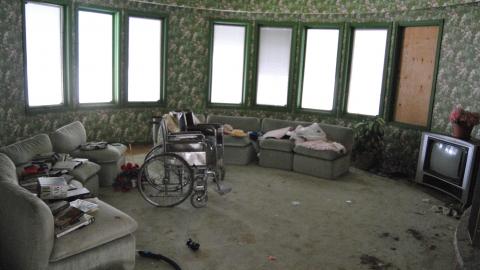 She Died A Lonely Death - March 2013 - 5.0.JPG