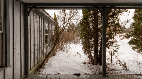 Jan 2021 - abandoned octagon house (12 of 21).jpg