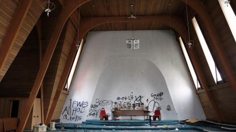 In The Glory Of God Nov '20 - DSC00010.JPG